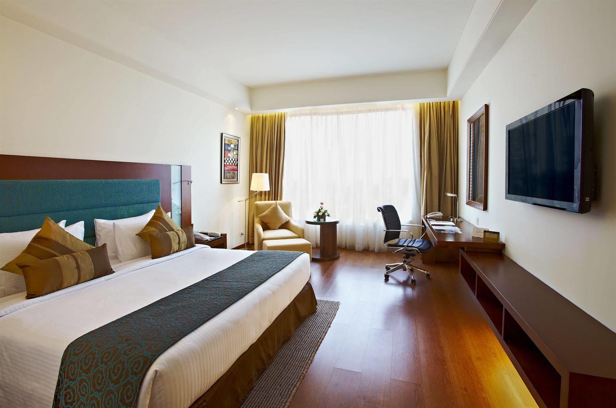 Radisson Blu Hotel Rudrapur Eksteriør billede