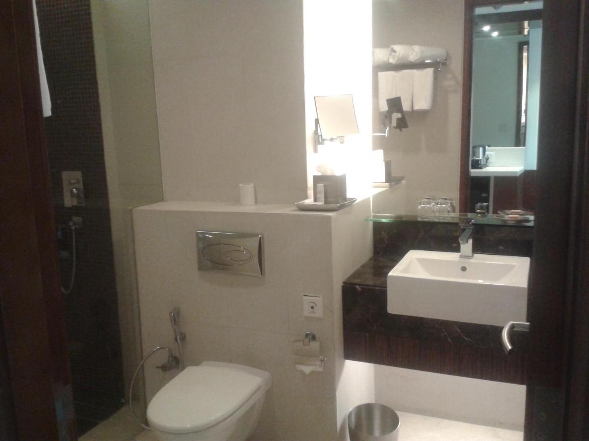 Radisson Blu Hotel Rudrapur Eksteriør billede